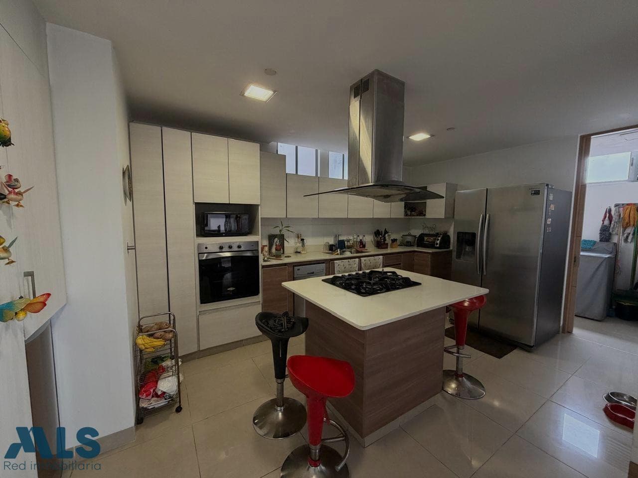Apartamento en venta en Santa Maria De Los Angeles, Poblado, Medellín — foto 1 de 11