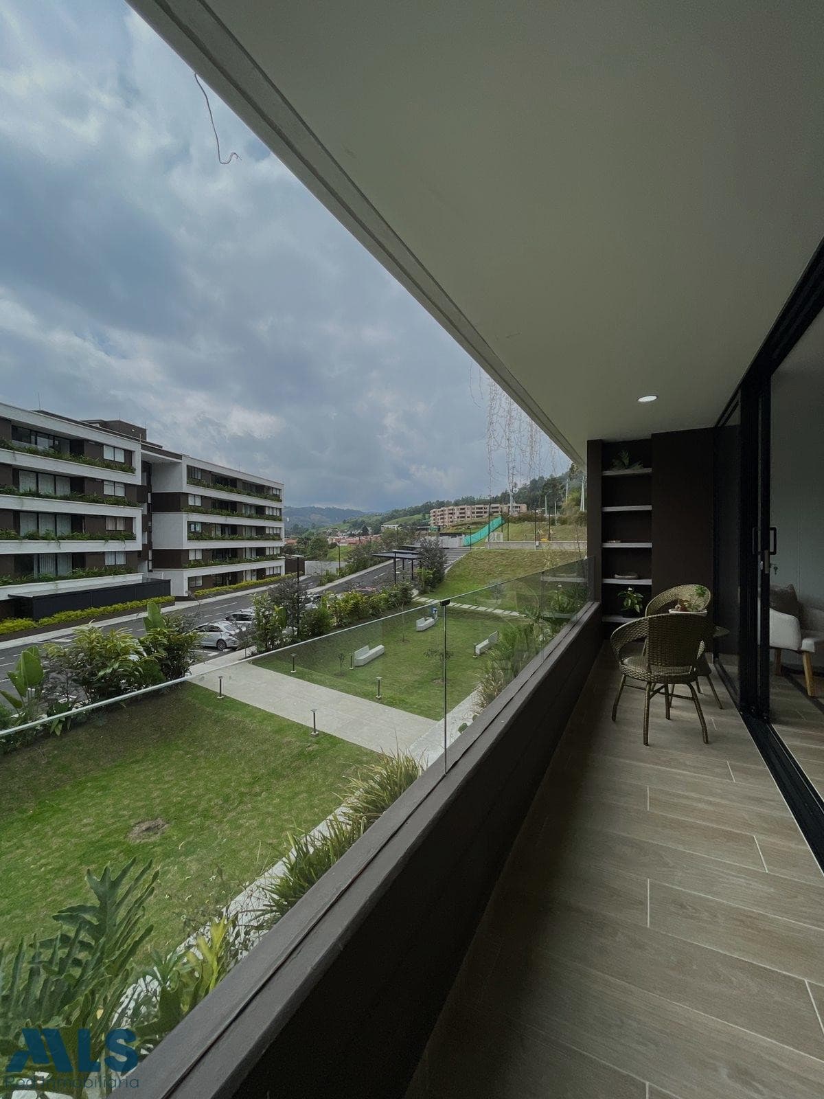 Apartamento en venta en Centro, Oriente Antioqueño, El Retiro — foto 1 de 18