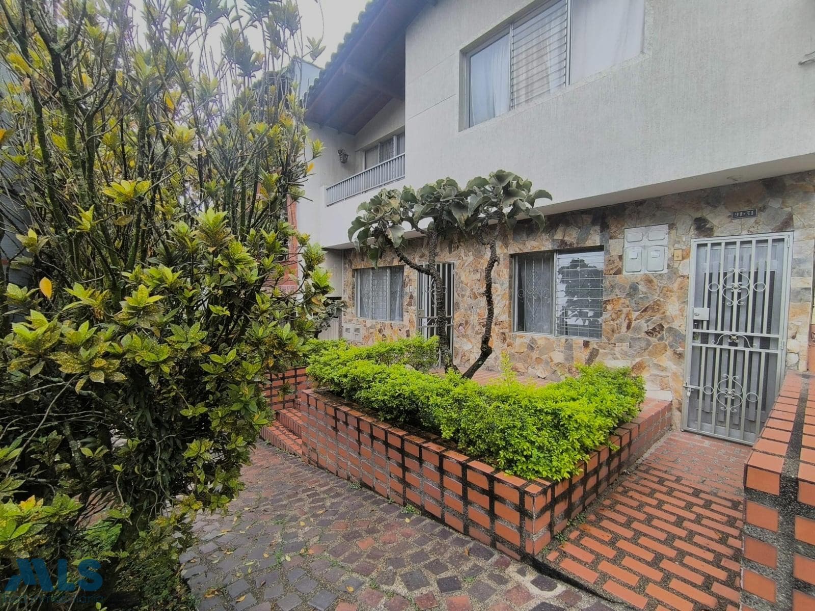 Casa en venta en Santa Monica, Occidente, Medellín — foto 1 de 21