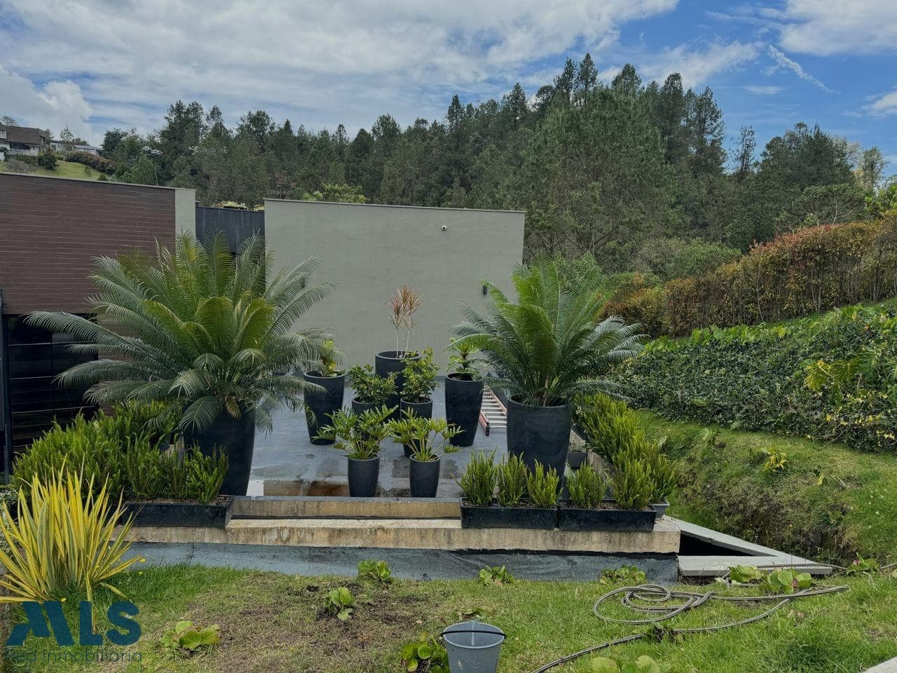 Casa en venta en Alto del Escobero (Envigado), Aburra Sur — foto 1 de 23