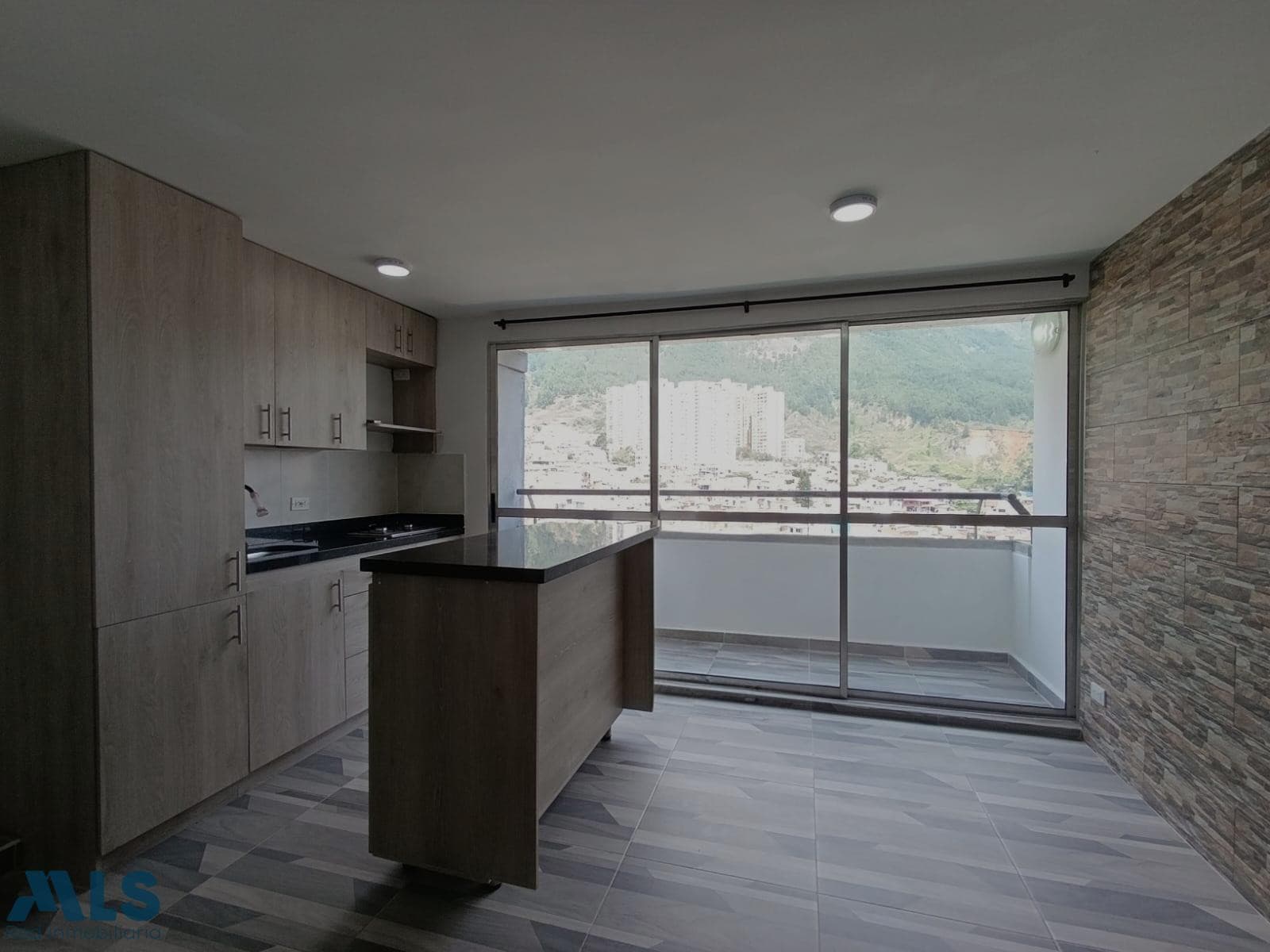 Apartamento en venta en San Gabriel, Norte, Bello — foto 1 de 35