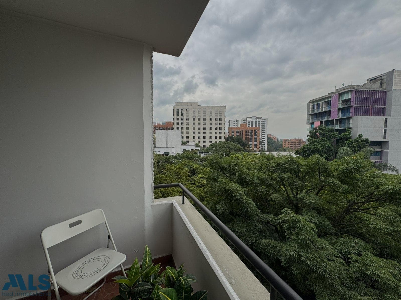 Apartamento en venta en Patio Bonito, Poblado, Medellín — foto 1 de 14