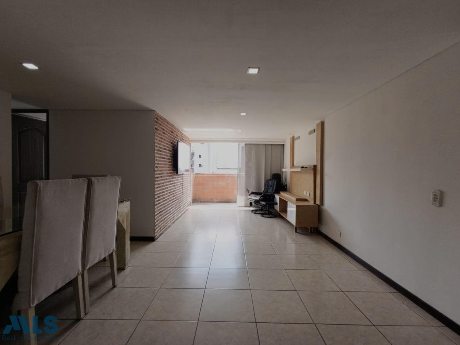 Apartamento en venta en Los Colores, Laureles, Medellín — foto 1 de 42