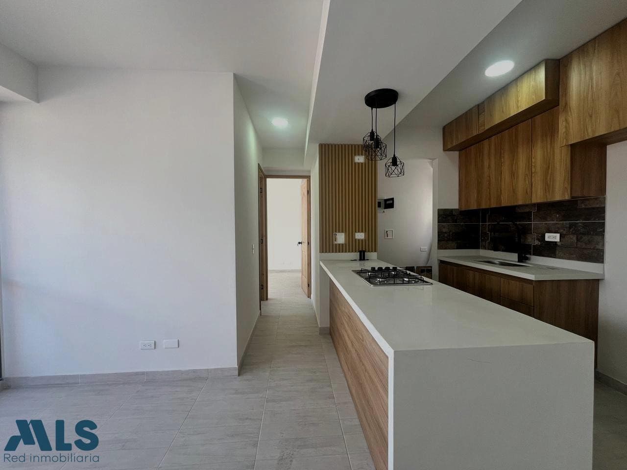 Apartamento en venta en Santa Ana, Norte, Bello — foto 1 de 17