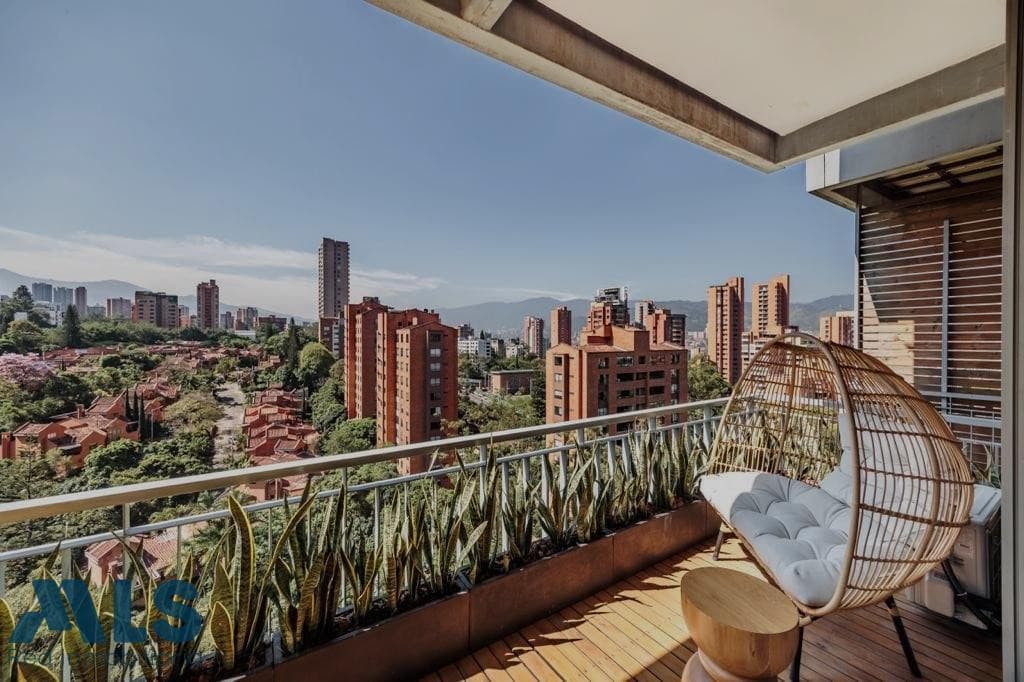 Apartamento en venta en Provenza, Poblado, Medellín — foto 1 de 9