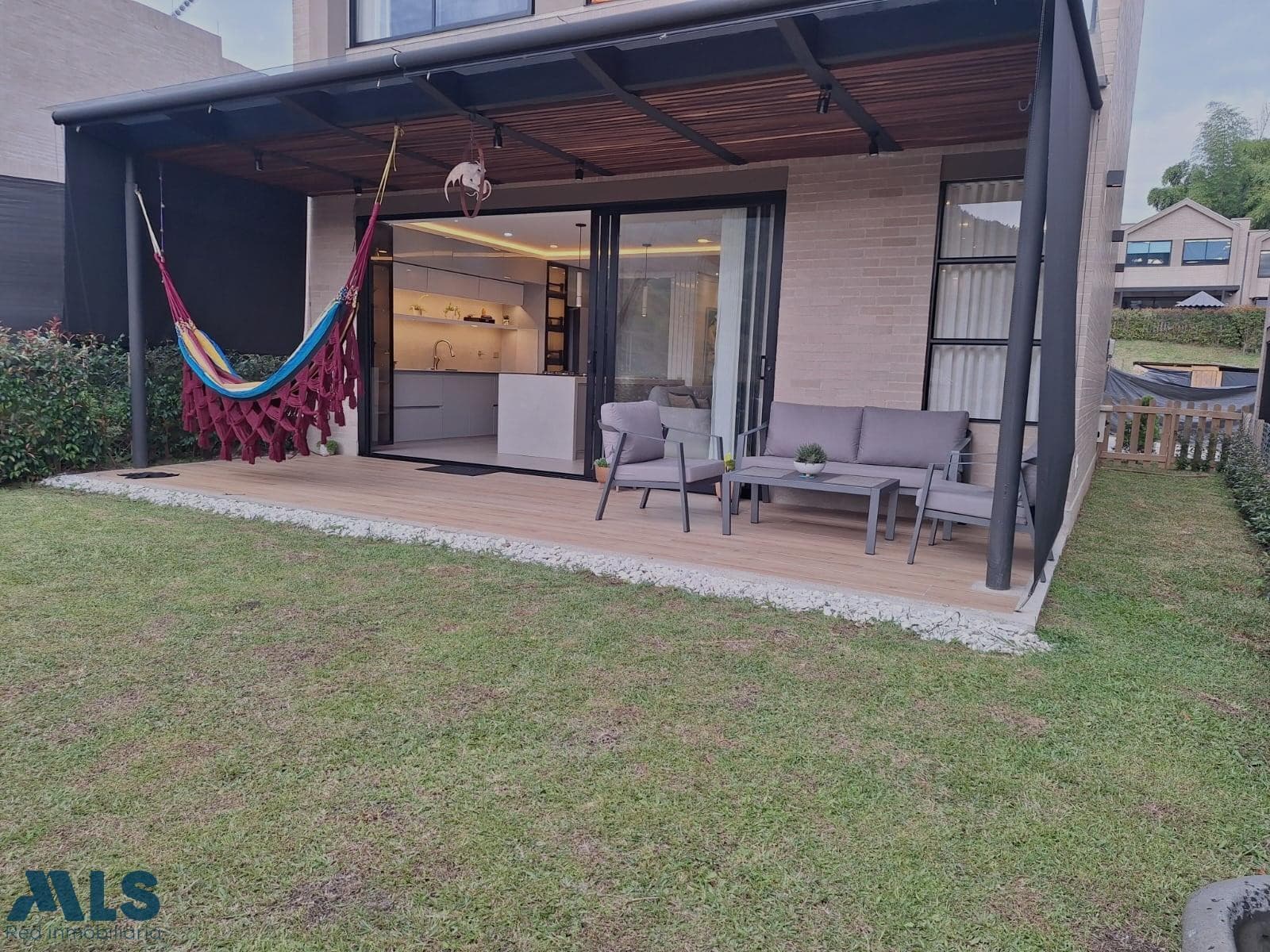 Casa en venta en V. La Argentina, Oriente Antioqueño, El Retiro — foto 1 de 25