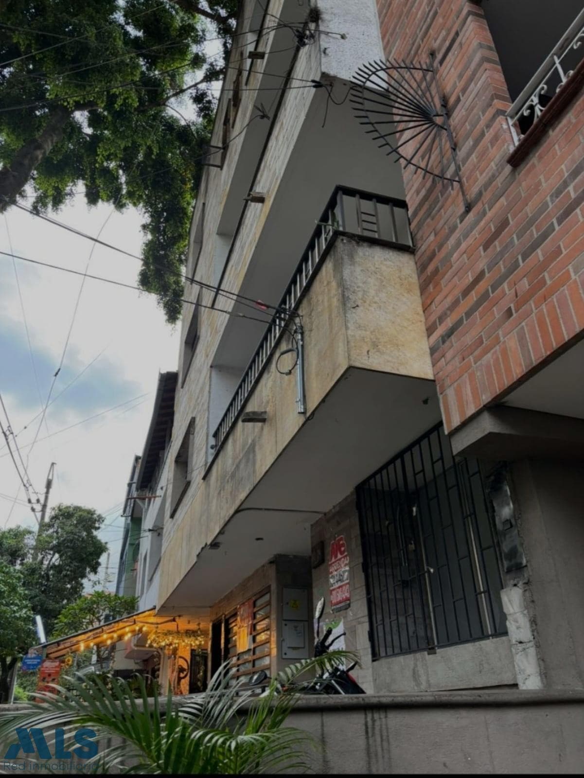 Casa en venta en Calasanz, Occidente, Medellín — foto 1 de 14
