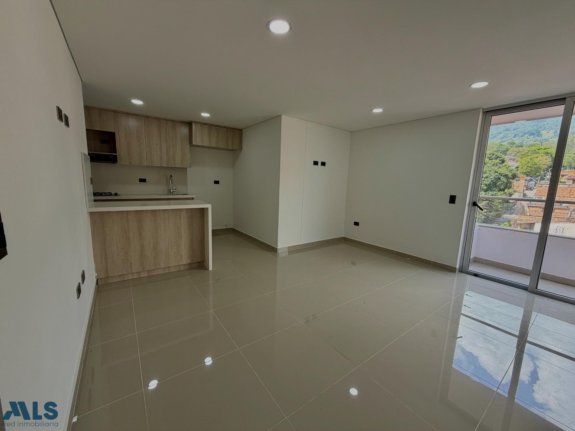 Apartamento en venta en Casa Jardin, Aburra Sur, La Estrella — foto 1 de 19