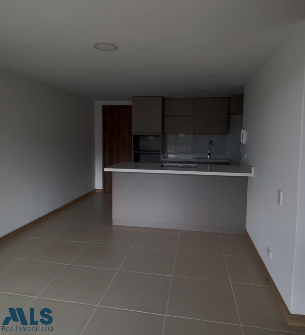 Apartamento en venta en Urbano, Oriente Antioqueño, El Carmen — foto 1 de 10