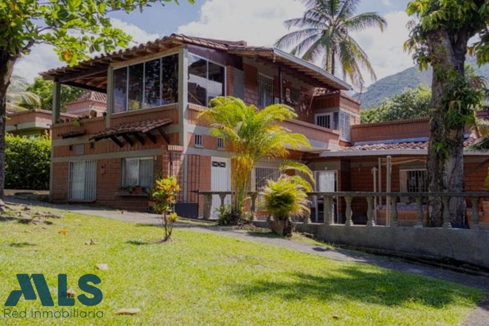 Finca Recreativa en venta en Rural, Occidente Antioqueño, San Jerónimo — foto 1 de 38