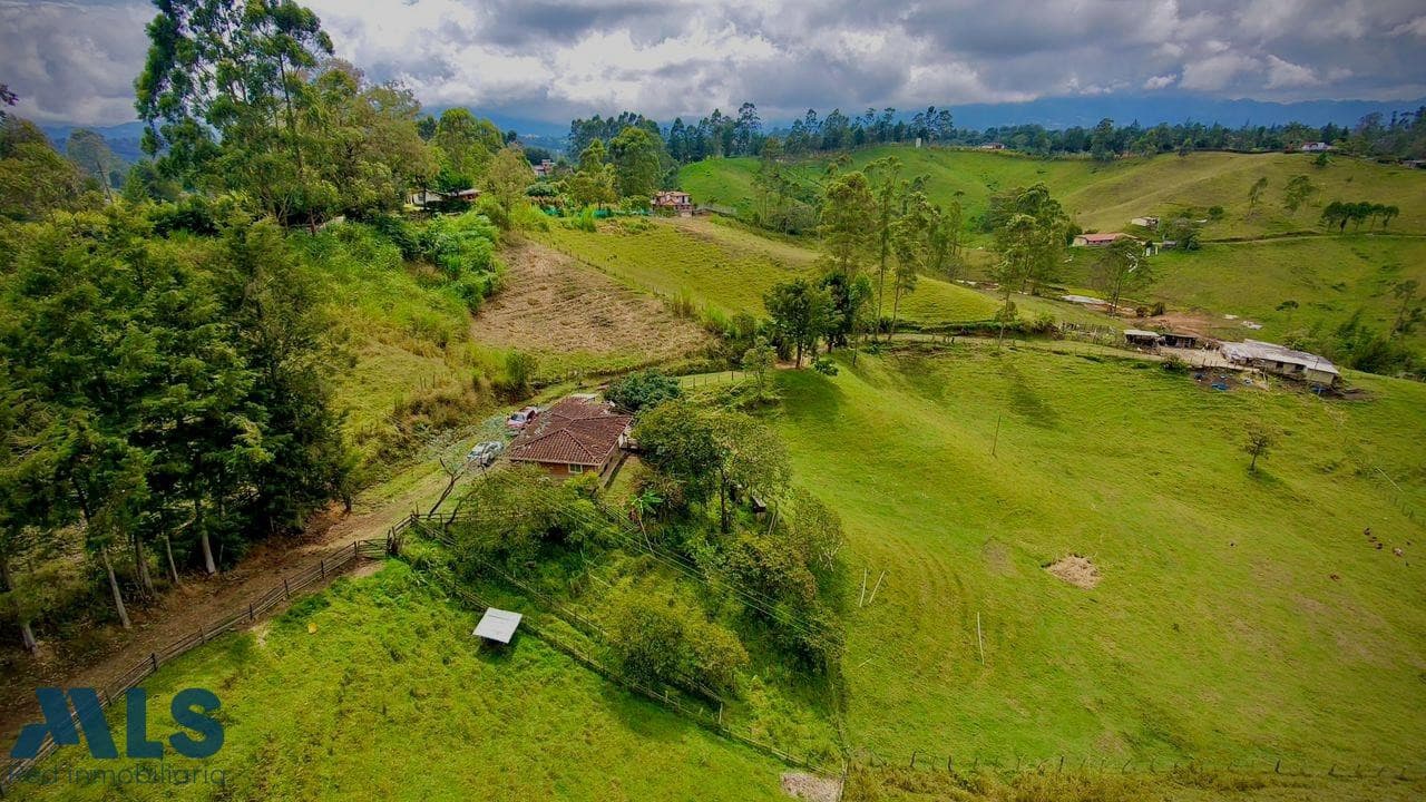 Lote Residencial en venta en V. El Rosal, Oriente Antioqueño, Rionegro — foto 1 de 25