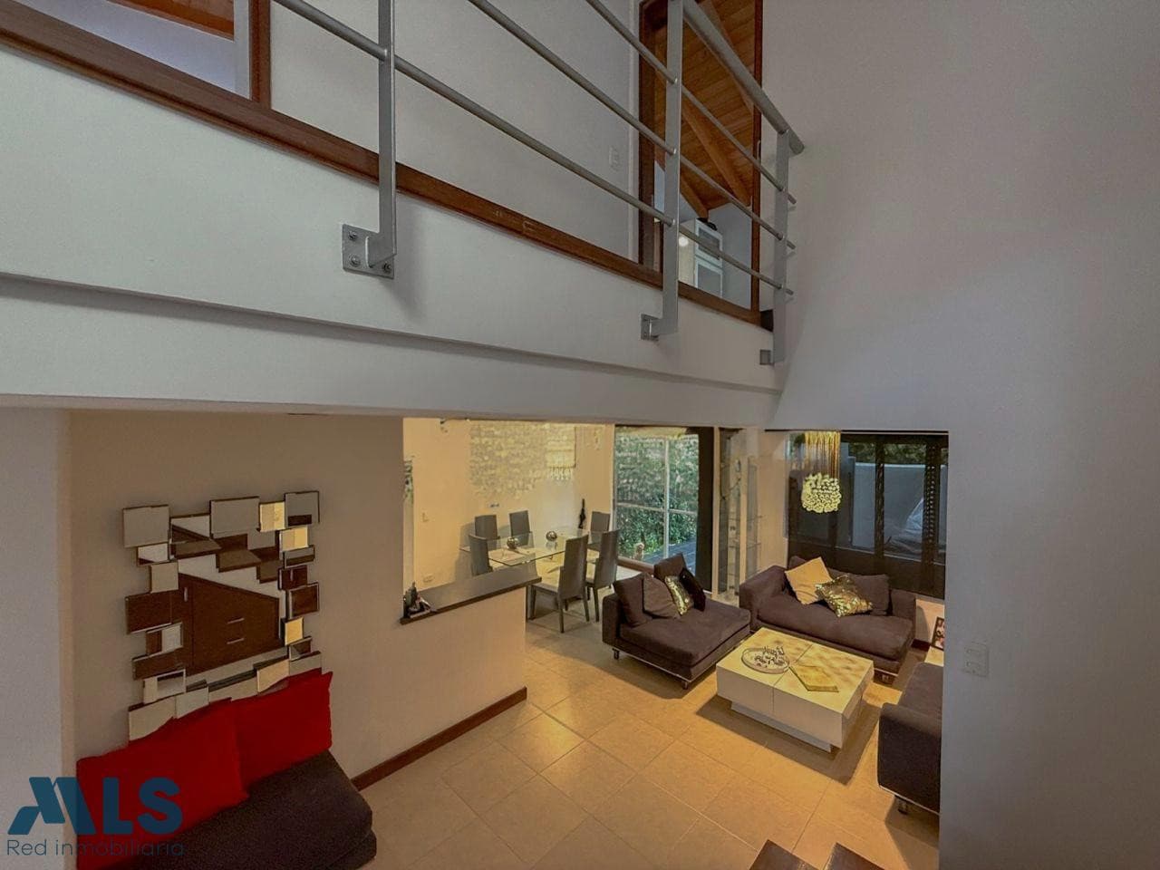Casa en venta en Transversal Intermedia, Aburra Sur, Envigado — foto 1 de 14