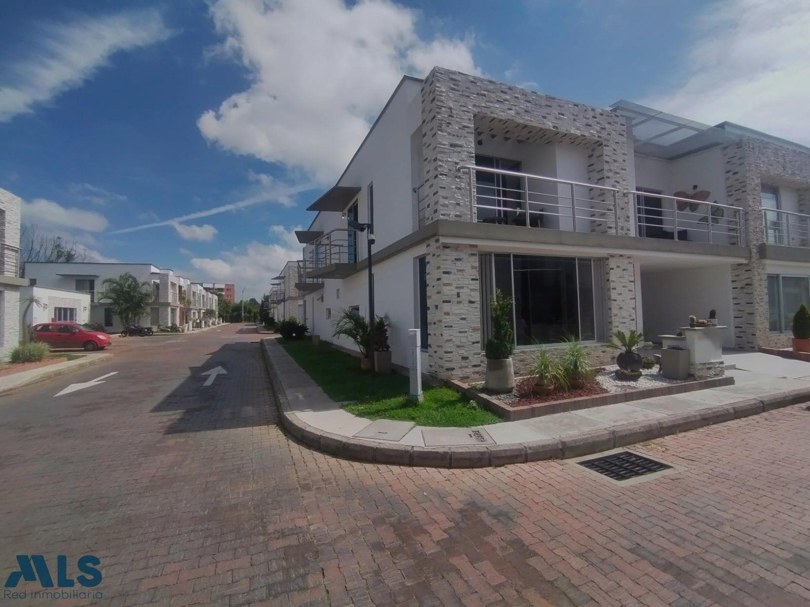 Casa en venta en Corredor San Antonio La (la, Oriente Antioqueño, La Ceja — foto 1 de 24