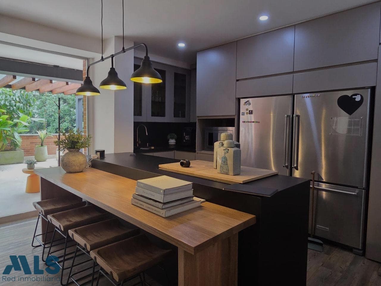 Apartamento en venta en Alejandría, Poblado, Medellín — foto 1 de 21