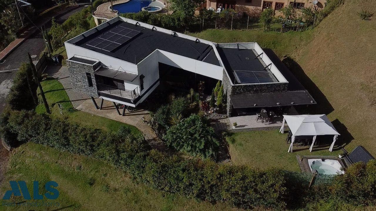 Casa en venta en V. Las Lomitas, Aburra Sur, Sabaneta — foto 1 de 15