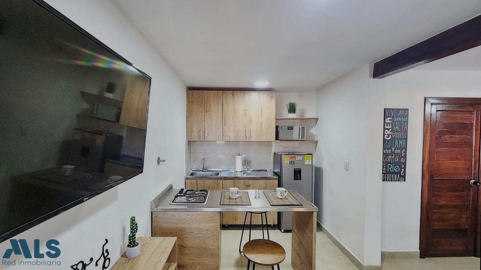 Casa en venta en Santa Monica, Occidente, Medellín — foto 1 de 33