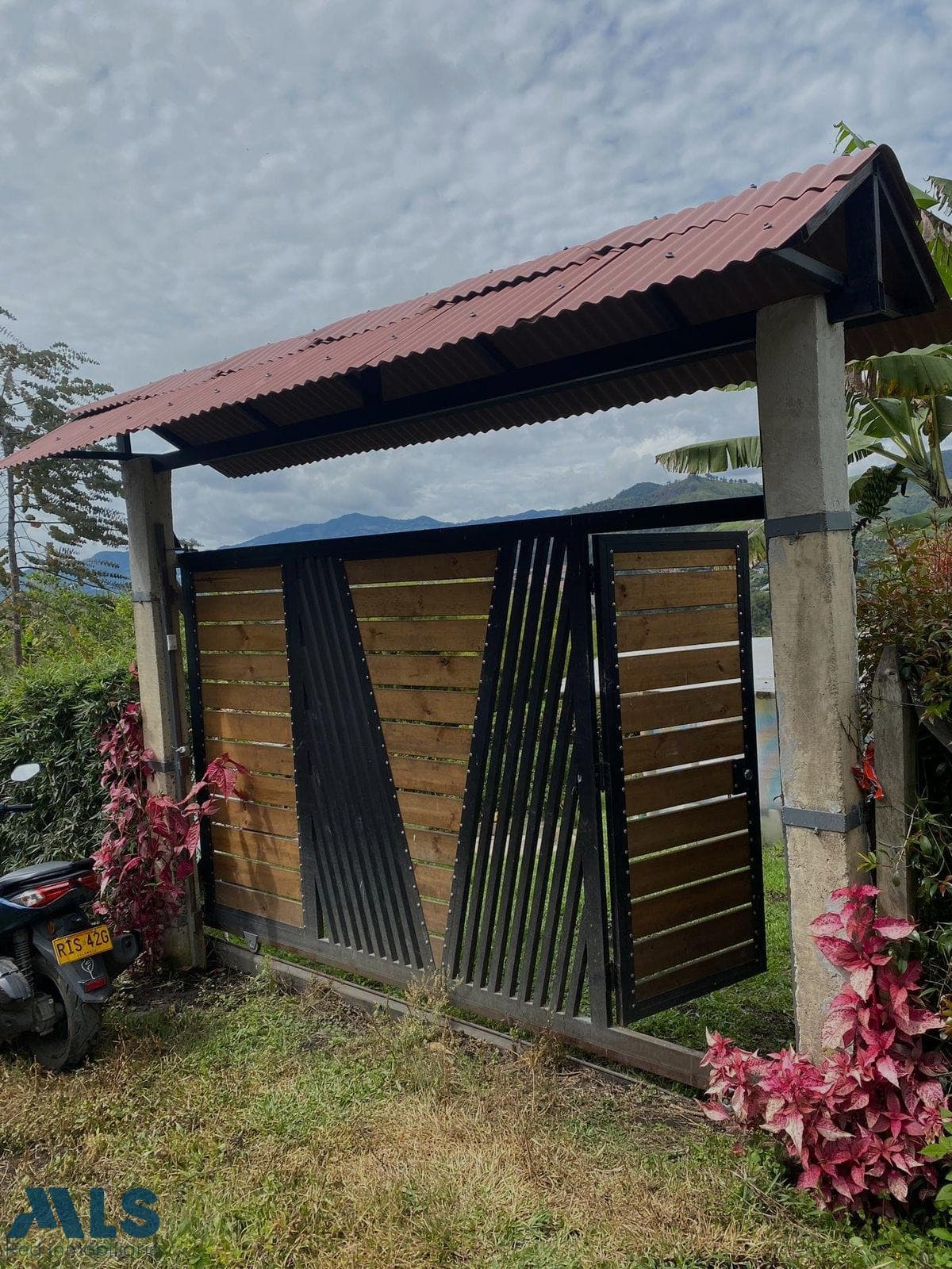 Casa en venta en El Salto, Oriente Antioqueño, El Peñol — foto 1 de 24
