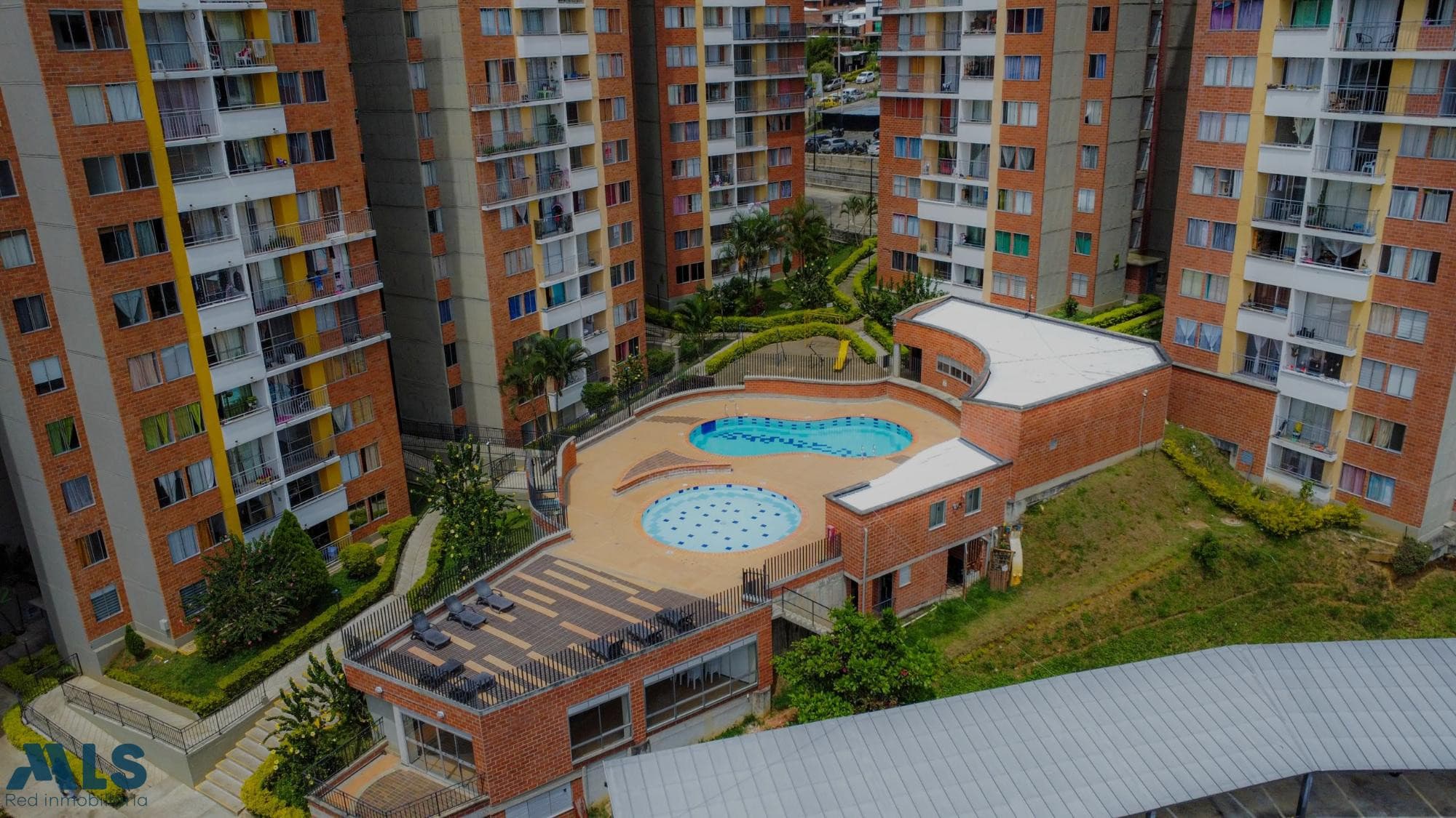 Apartamento en venta en Villa Del Sol, Norte, Bello — foto 1 de 11