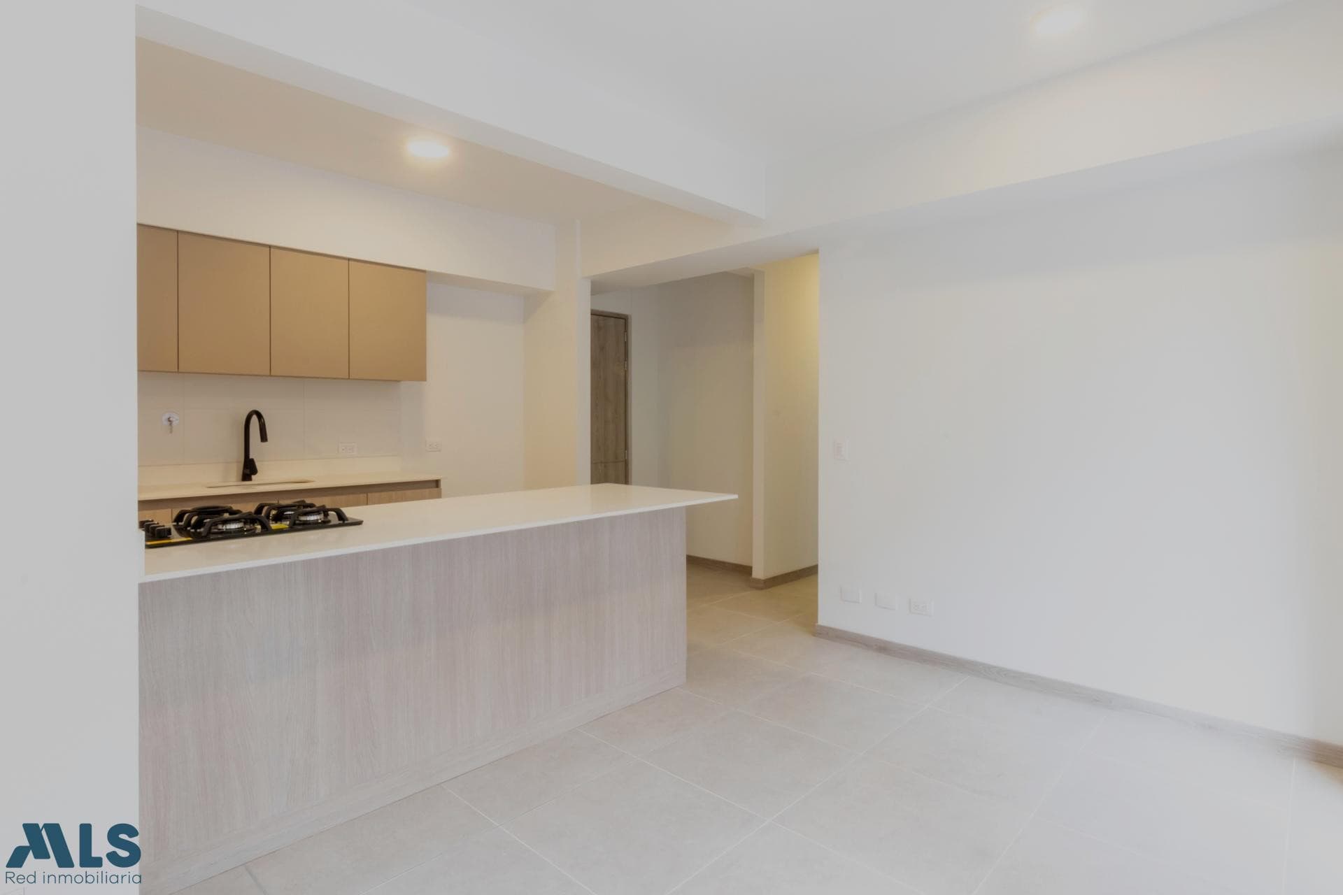 Apartamento en venta en Ciudad Del Rio, Poblado, Medellín — foto 1 de 23