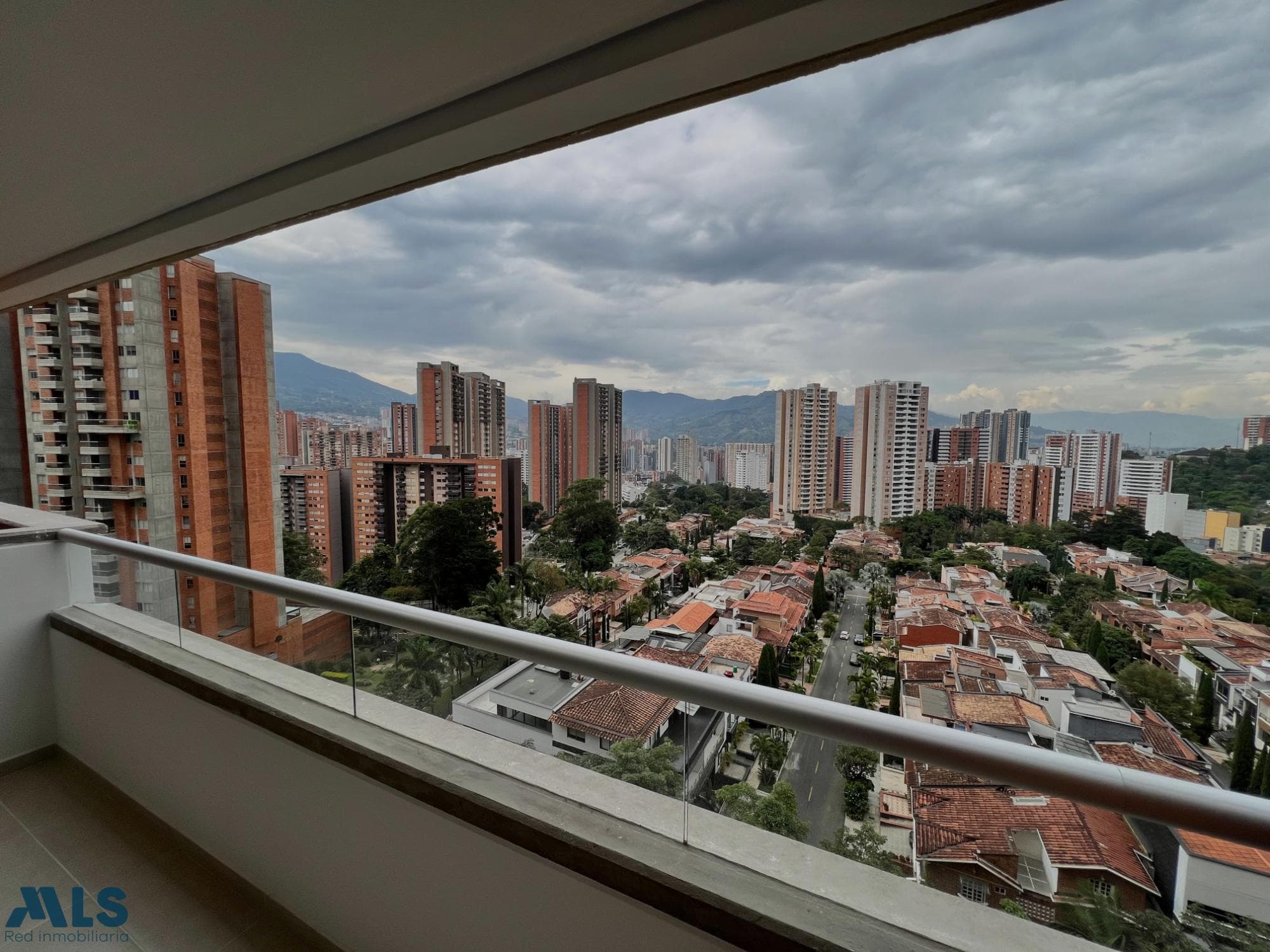 Apartamento en venta en Loma de San Jose, Aburra Sur, Sabaneta — foto 1 de 9