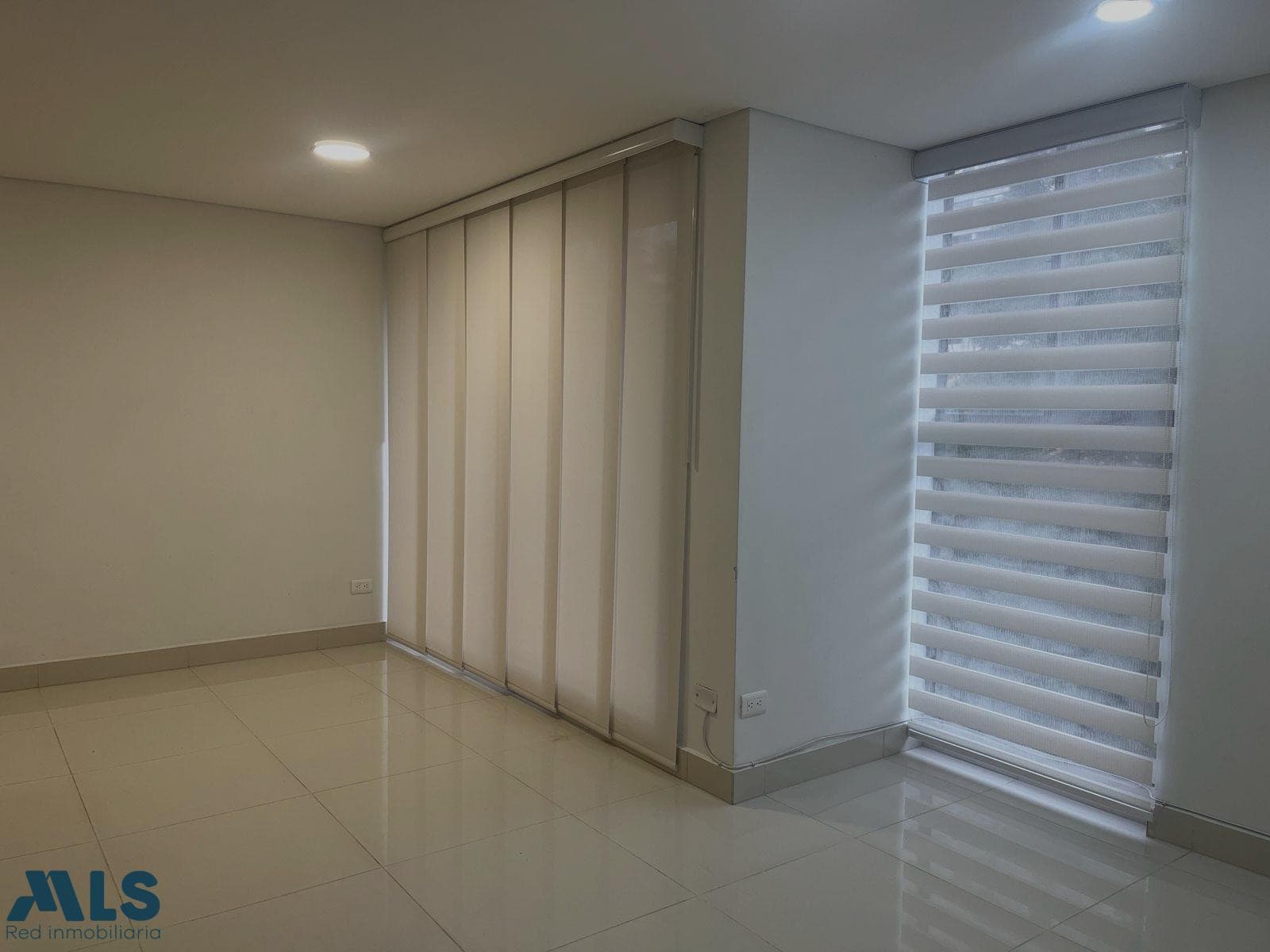 Apartamento en venta en Tranvía, Oriente Antioqueño, Rionegro — foto 1 de 8