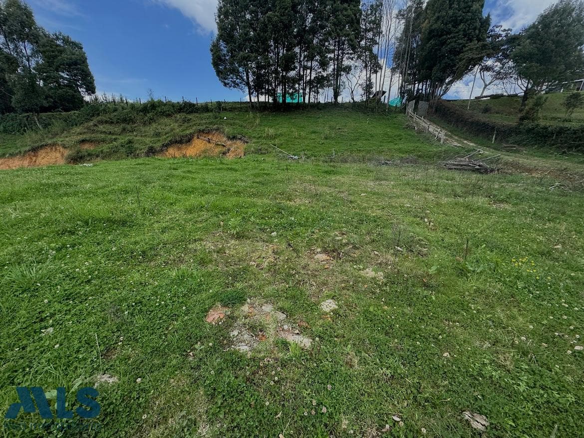 Lote Residencial en venta en V. Pantanillo (Envigado), Aburra Sur — foto 1 de 13