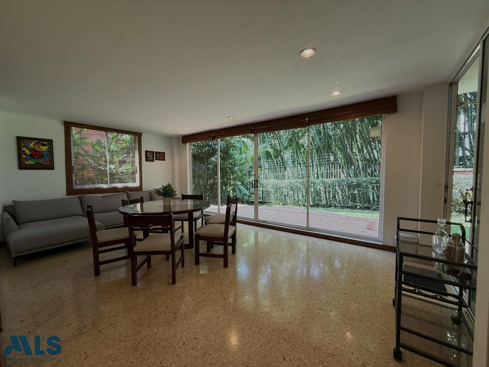 Casa en venta en Loma de Benedictinos, Aburra Sur, Envigado — foto 1 de 25