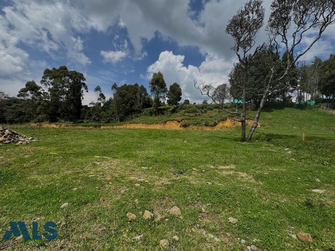 Lote Residencial en venta en V. Pantanillo (Envigado), Aburra Sur — foto 1 de 14