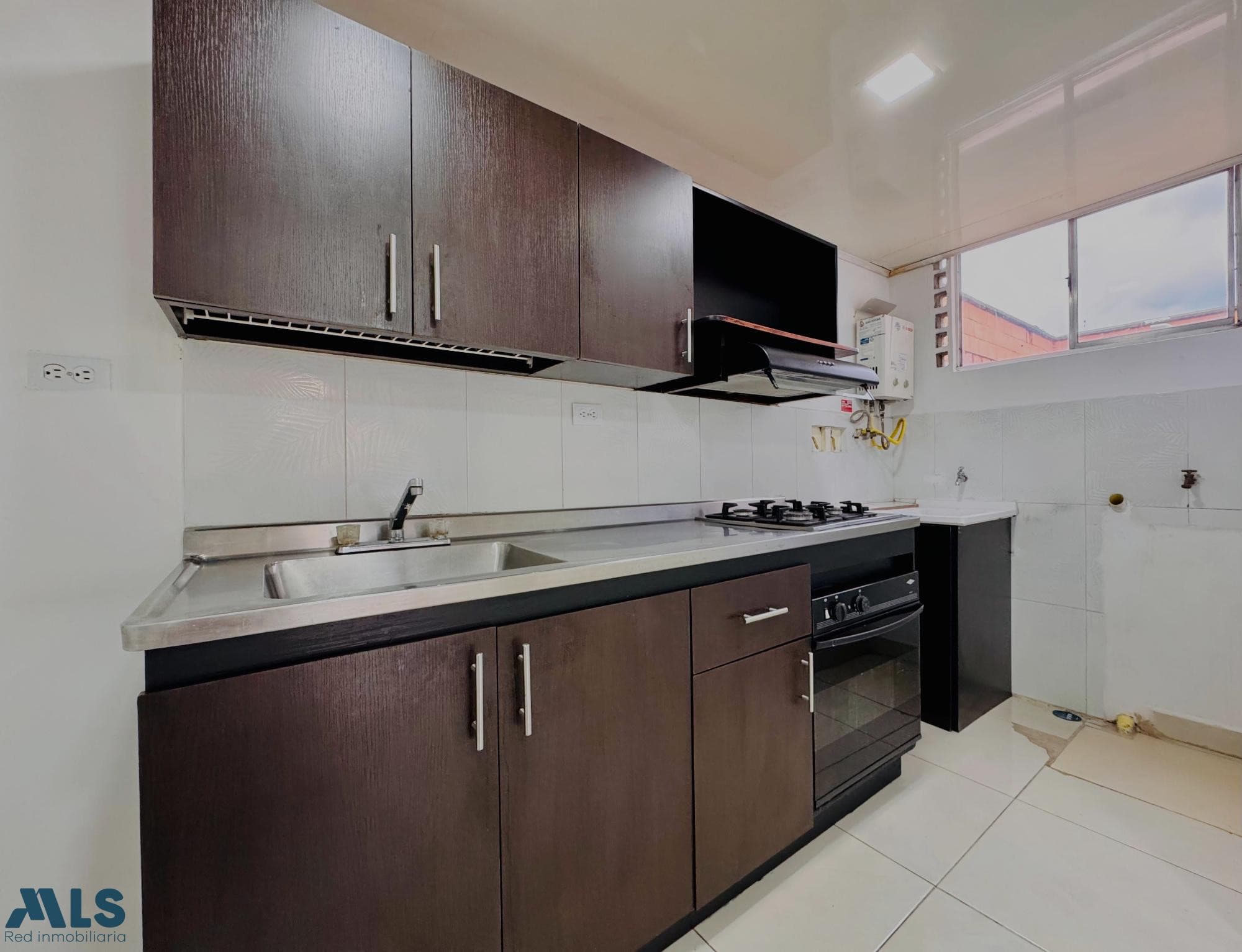 Apartamento en venta en Los Colores, Laureles, Medellín — foto 1 de 18