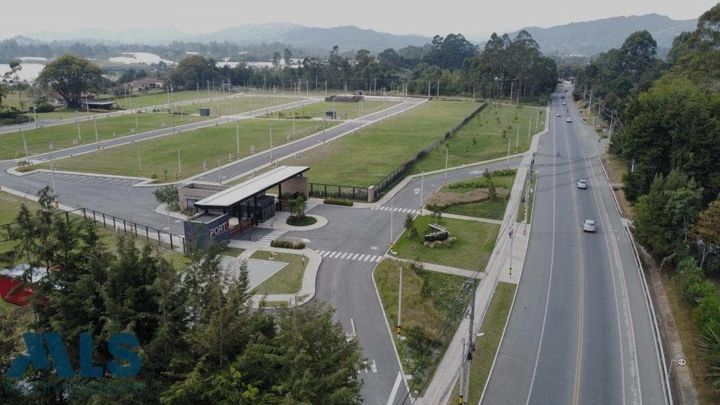 Local Comercial en venta en V. Barro Blanco, Oriente Antioqueño, Rionegro — foto 1 de 10
