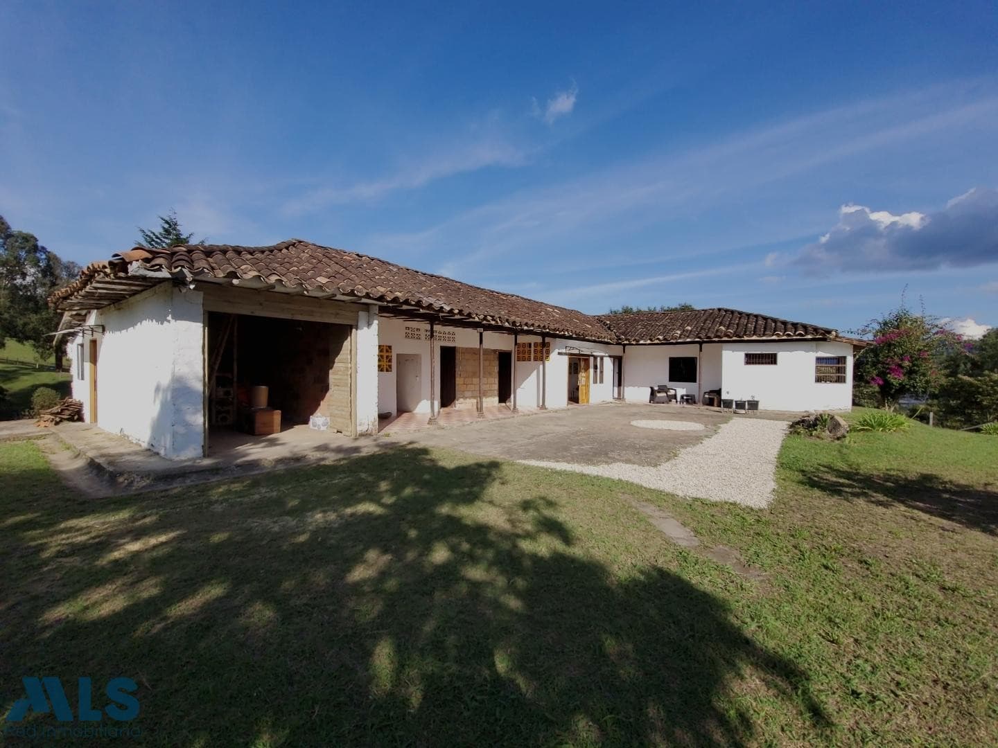 Finca Recreativa en venta en V. Chaparral, Oriente Antioqueño, La Ceja — foto 1 de 34