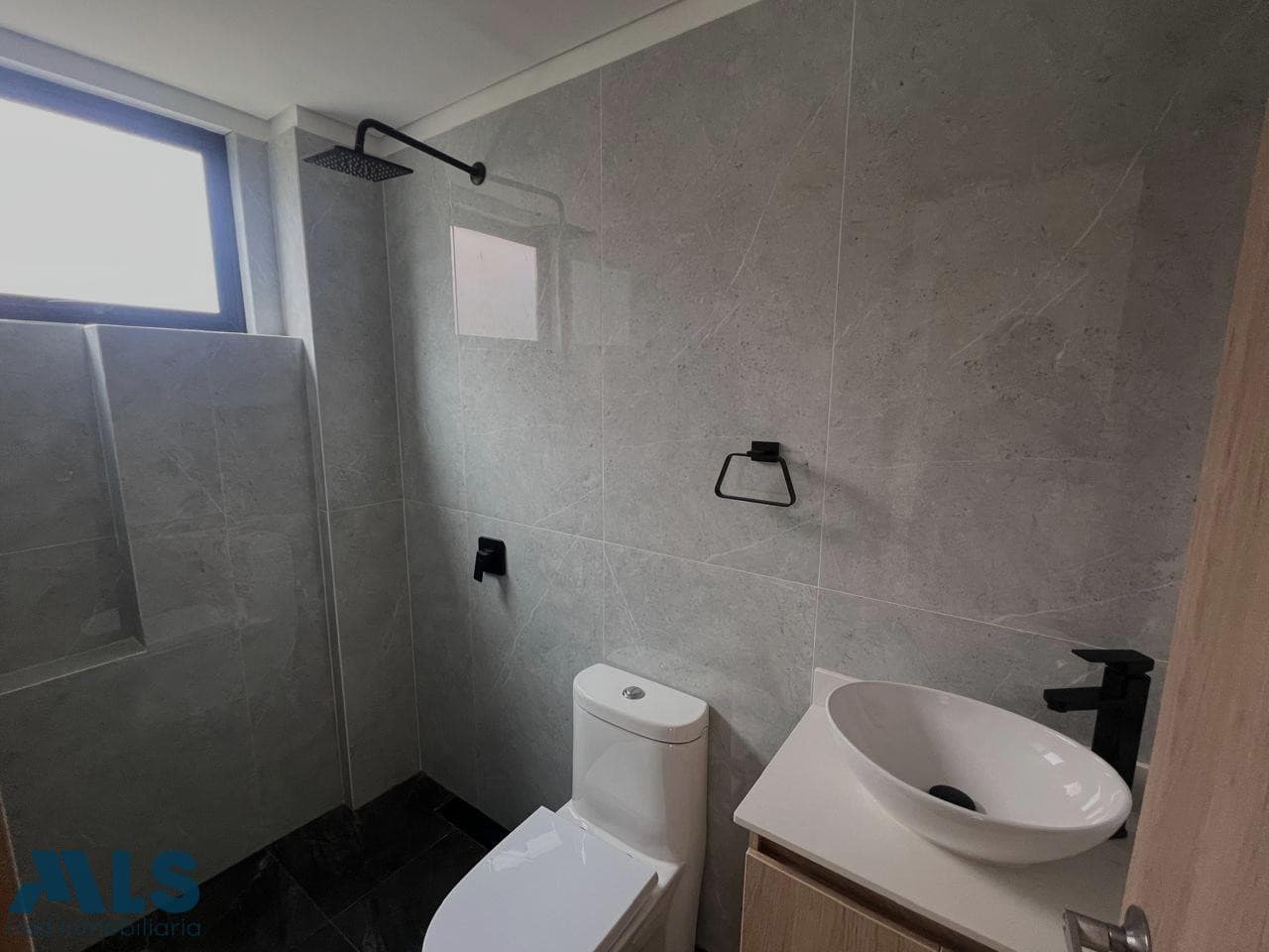 Casa en venta en Puro Cuero, Oriente Antioqueño, El Retiro — foto 1 de 26