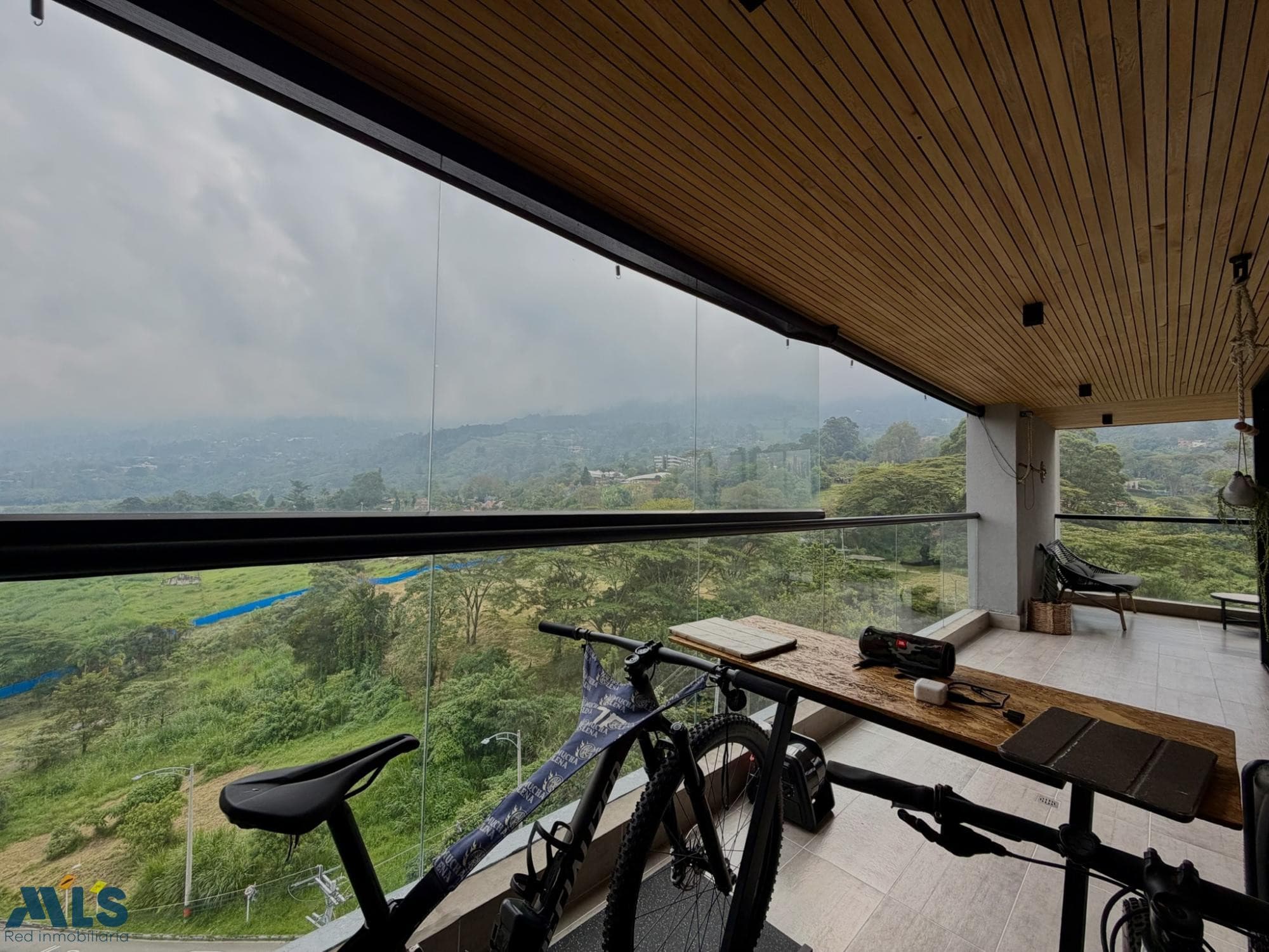 Apartamento en venta en Loma De Las Brujas, Aburra Sur, Envigado — foto 1 de 31