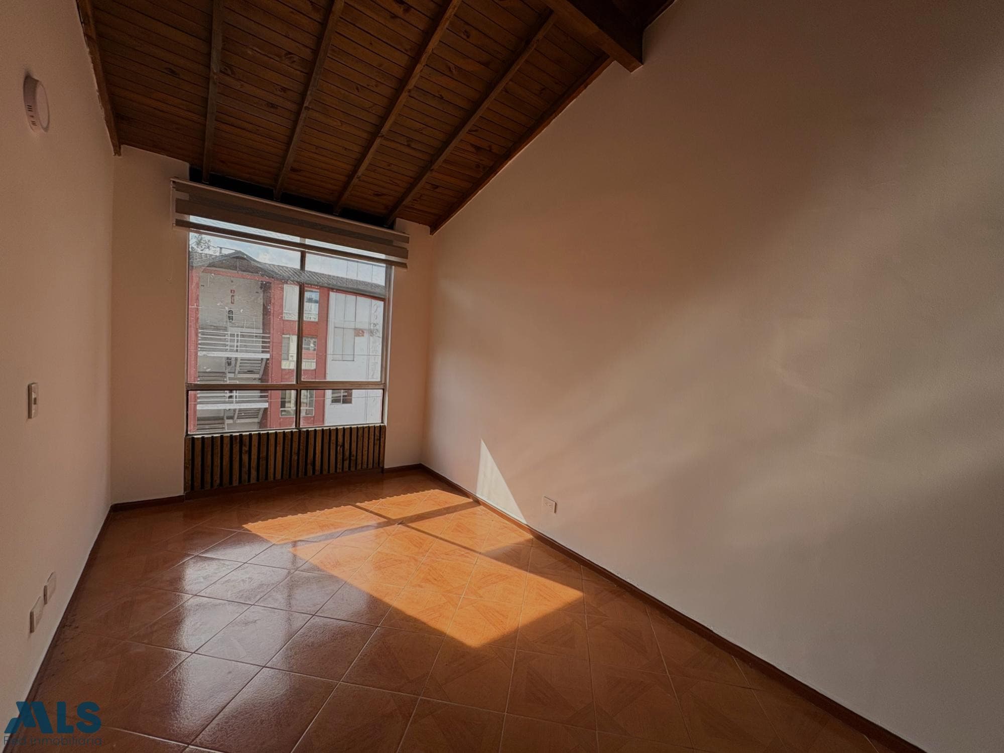 Apartamento en venta en Calasanz, Occidente, Medellín — foto 1 de 11