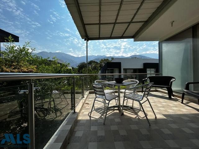 Casa en venta en Urbano, Occidente Antioqueño, San Jerónimo — foto 1 de 36