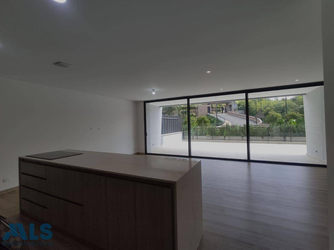 Apartamento en venta en V. Sajonia, Oriente Antioqueño, Rionegro — foto 1 de 22