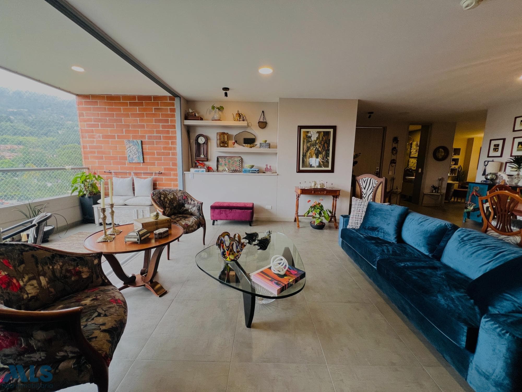 Apartamento en venta en Loma Del Escobero, Aburra Sur, Envigado — foto 1 de 31