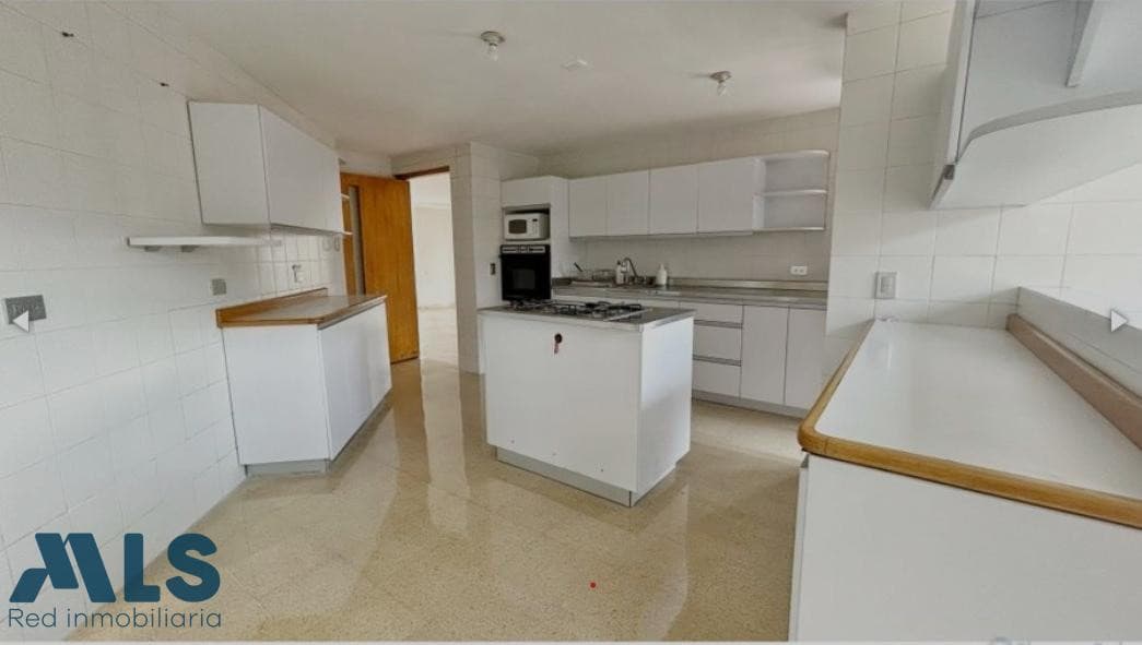 Apartamento en venta en Conquistadores, Laureles, Medellín — foto 1 de 34
