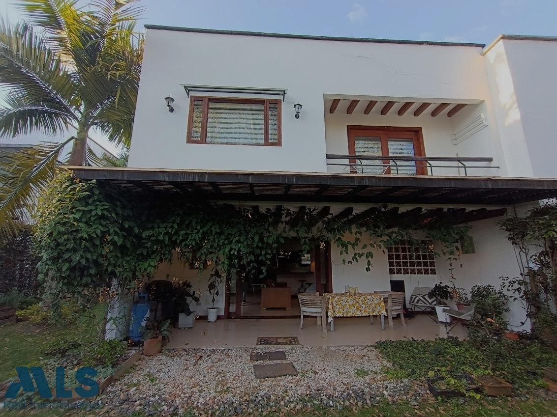 Casa en venta en Urbano, Oriente Antioqueño, El Retiro — foto 1 de 16