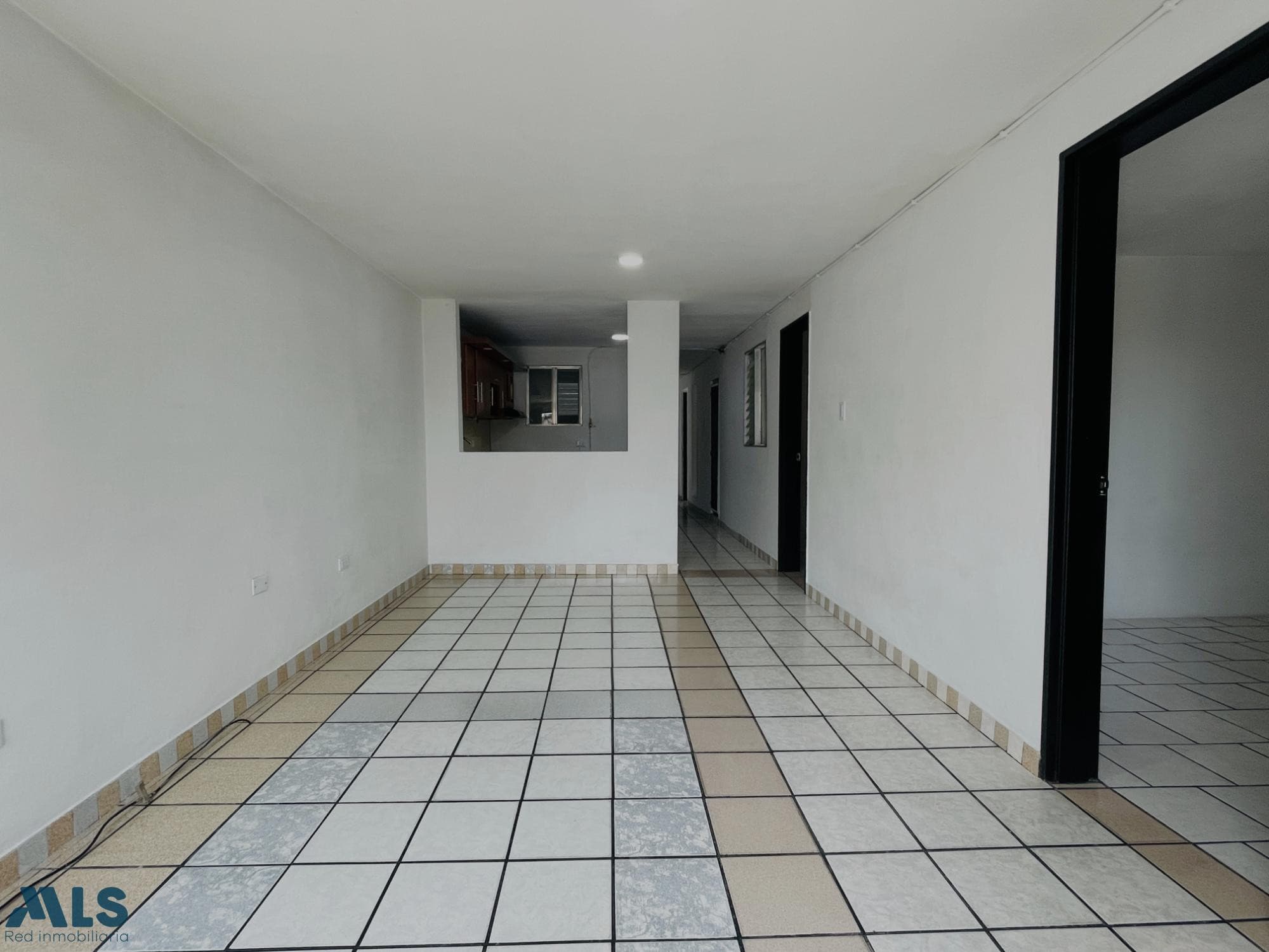 Casa en venta en Floresta La Pradera, Occidente, Medellín — foto 1 de 26