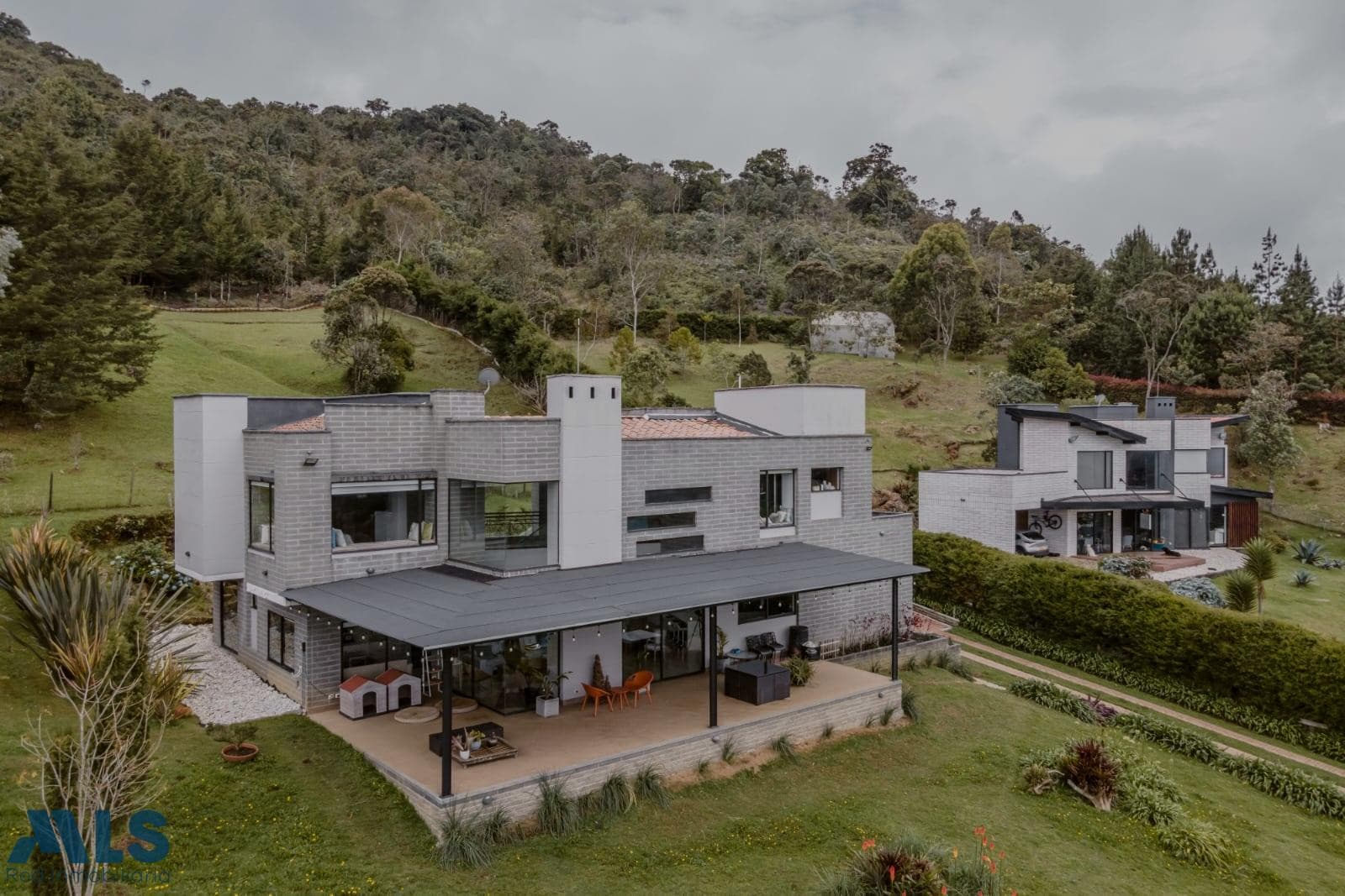 Casa en venta en Rural, Oriente Antioqueño, Santa Elena — foto 1 de 16