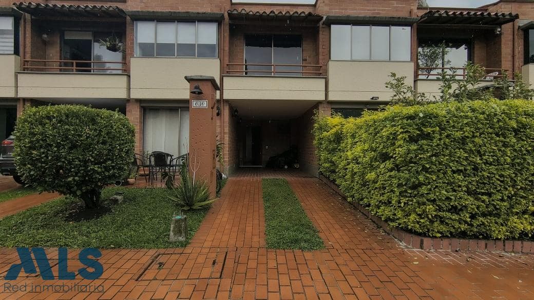 Casa en venta en Camino Verde, Aburra Sur, Envigado — foto 1 de 18