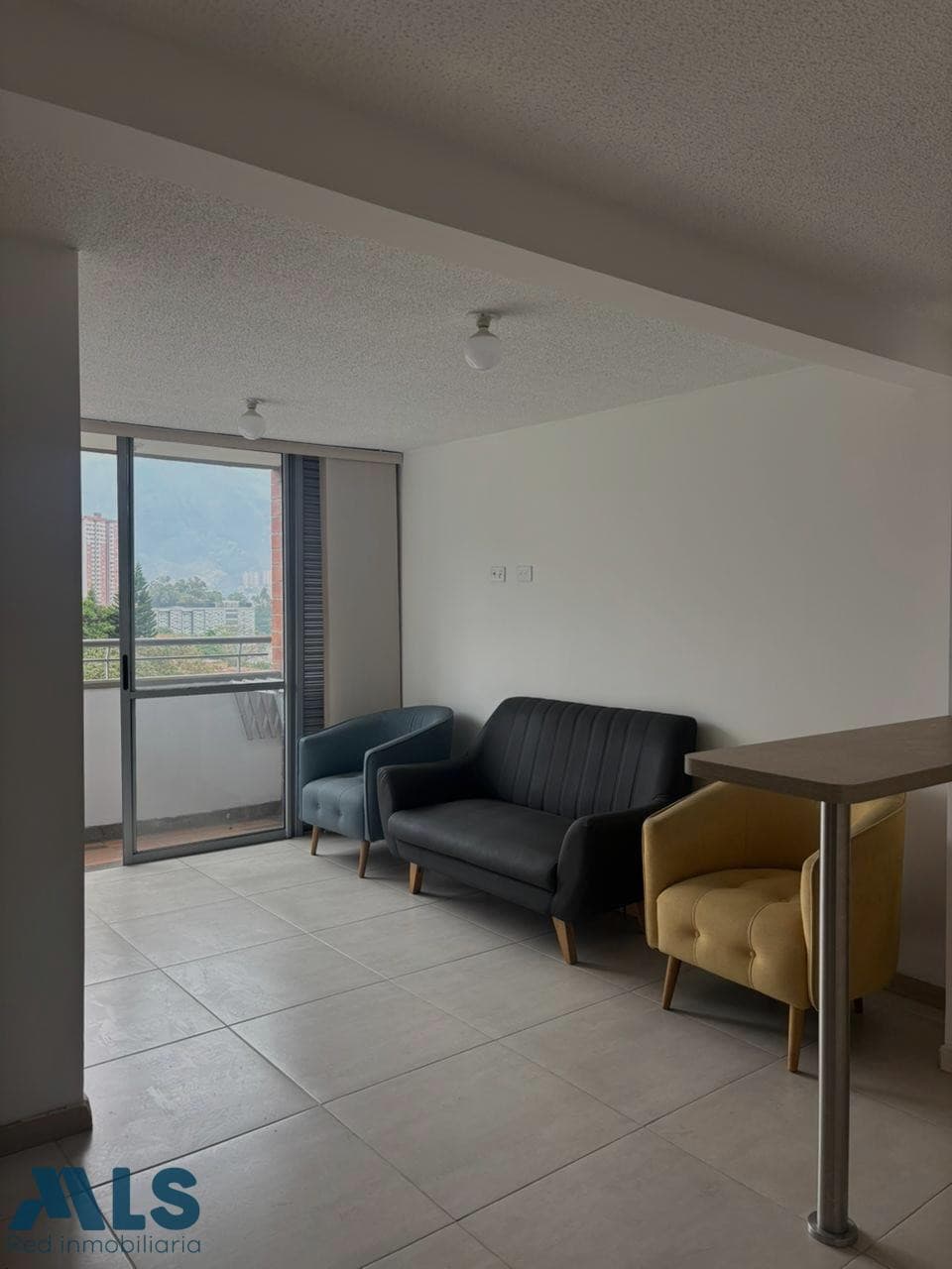 Apartamento en venta en Amazonía, Norte, Bello — foto 1 de 11