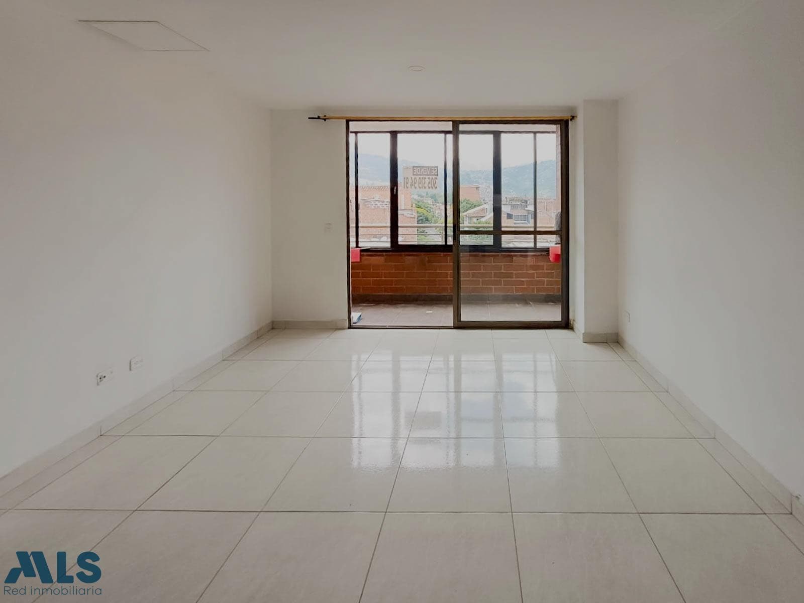 Apartamento en venta en Barrio Cristóbal, Occidente, Medellín — foto 1 de 16