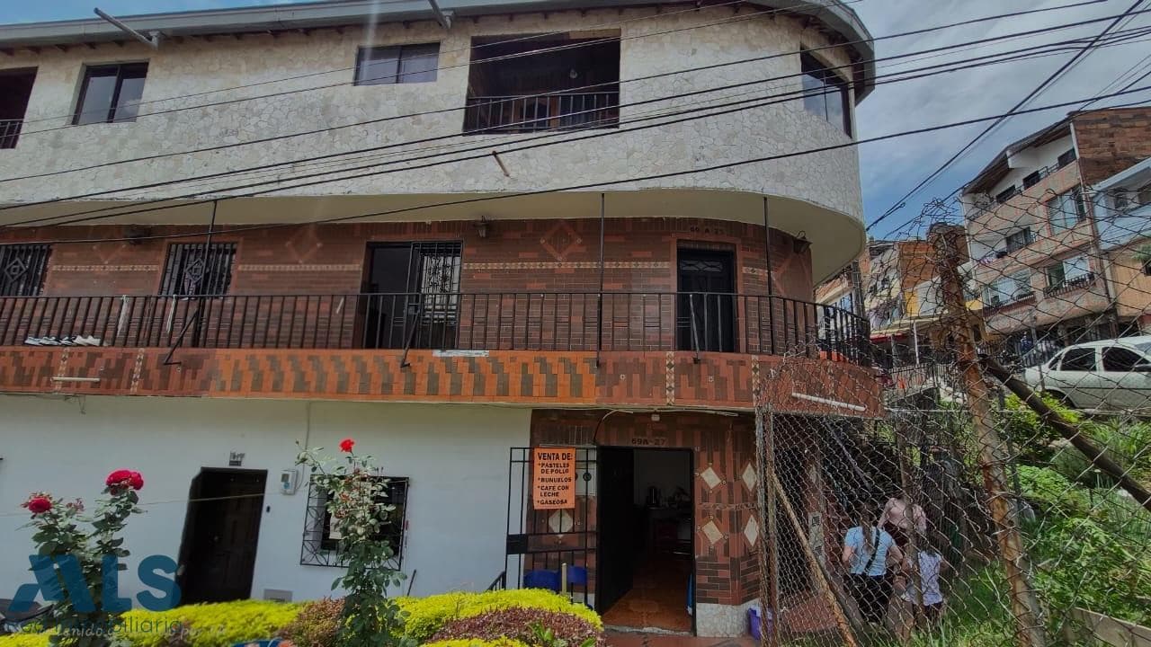 Casa en venta en Castilla, Occidente, Medellín — foto 1 de 40