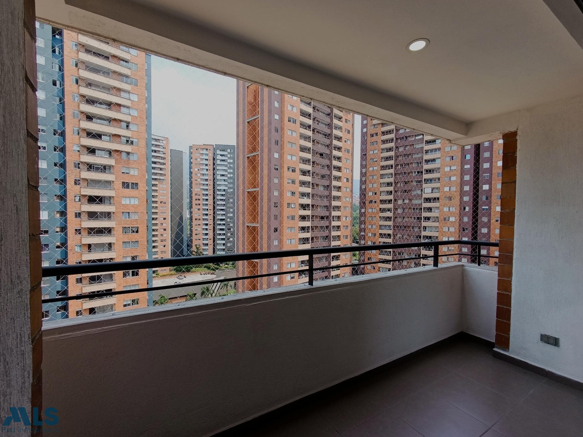 Apartamento en venta en San Germán, Occidente, Medellín — foto 1 de 14