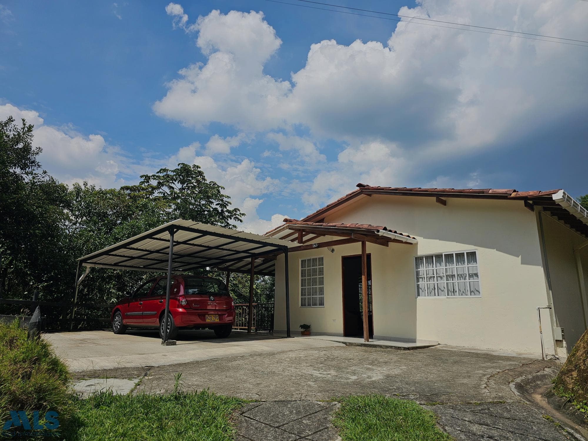 Casa en venta en El Salado, Aburra Sur, Envigado — foto 1 de 23