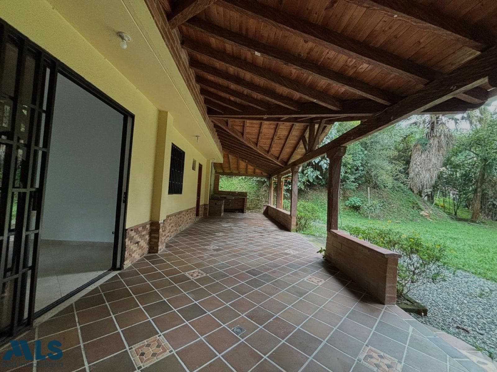 Casa en venta en El Salado, Aburra Sur, Envigado — foto 1 de 16