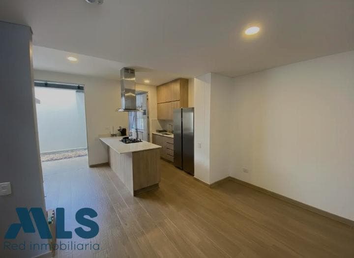 Casa en venta en Urbano (La Ceja), Oriente Antioqueño — foto 1 de 15