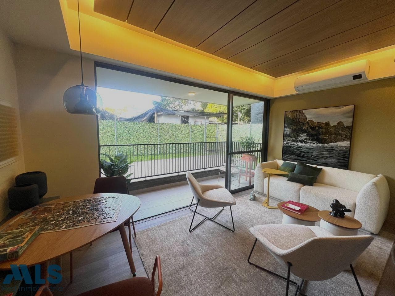 Apartamento en venta en Ciudad del Rio, Poblado, Medellín — foto 1 de 20